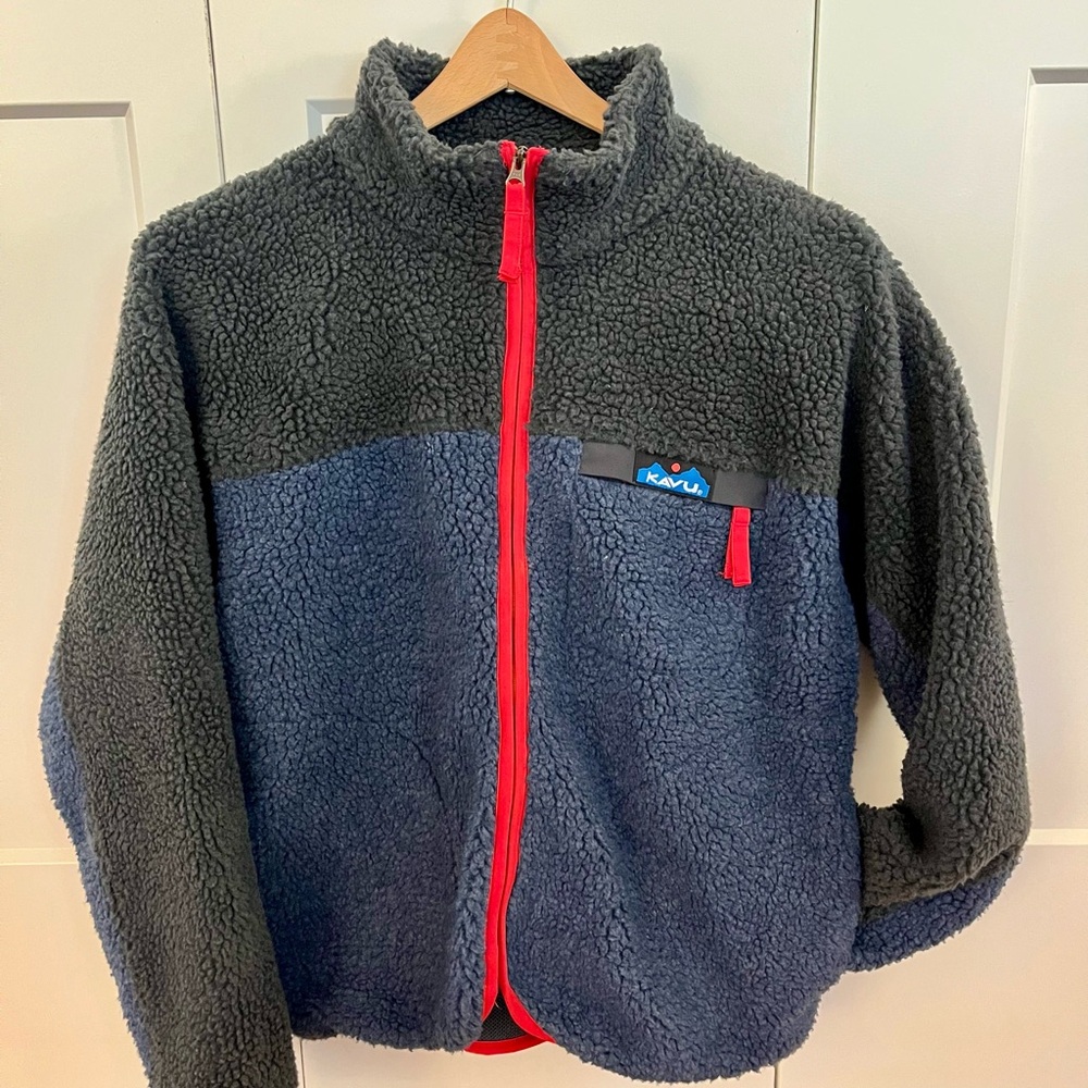 KAVU Pinesdale Jacket Women's Fleece Jacket with Red Accents Size Small